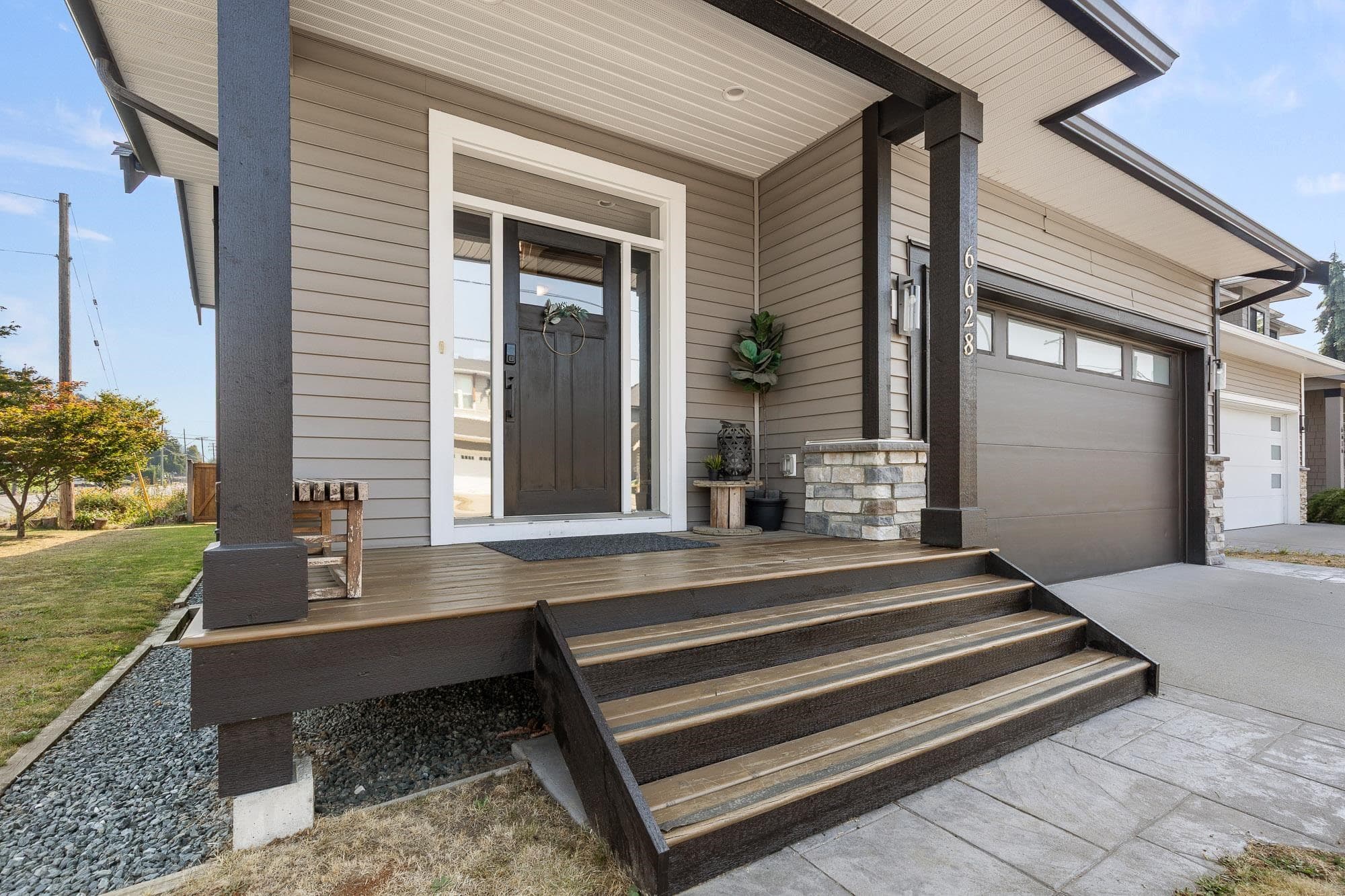 6628 Reid Road, Chilliwack, V2R 2Z8 — photo 1