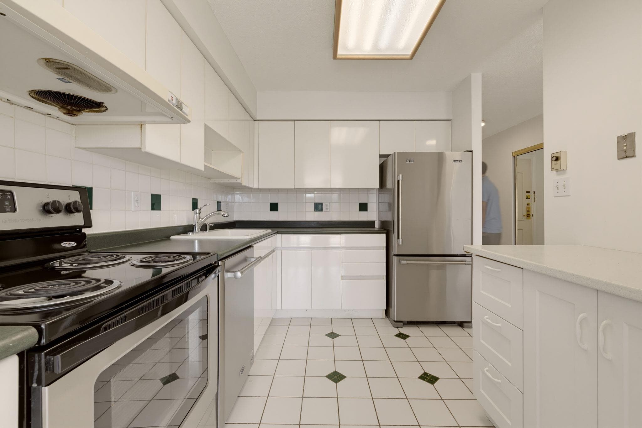 603 - 1327 E Keith Road, North Vancouver, V7J 3T5 — photo 5