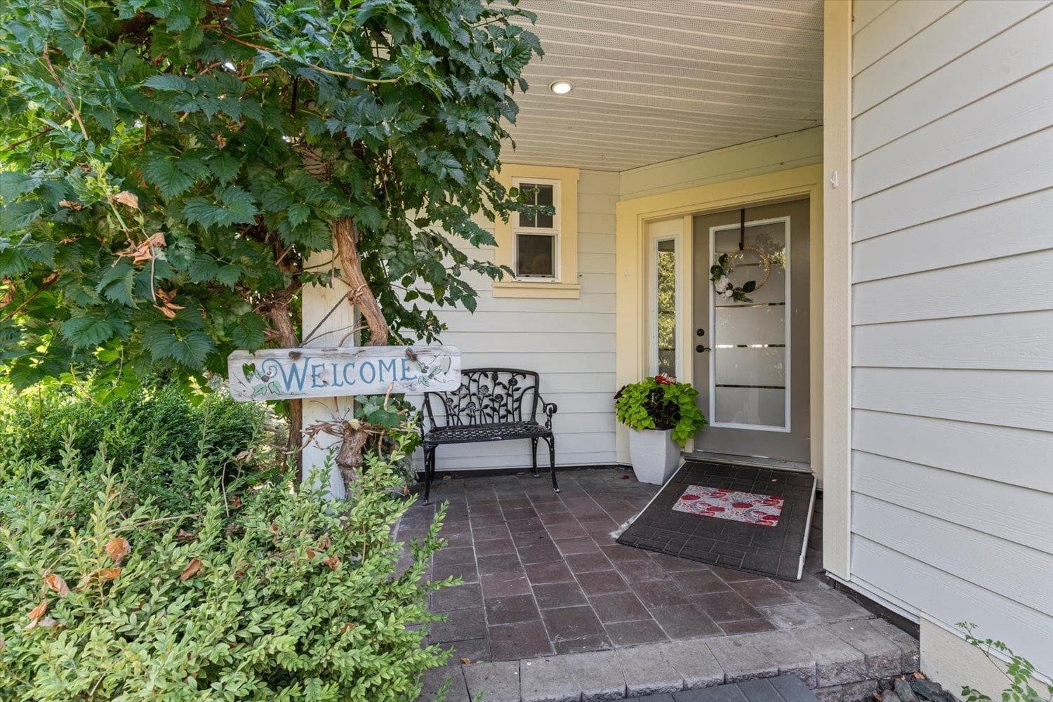 8497 Bradshaw Place, Chilliwack, V4Z 0A7 — photo 2