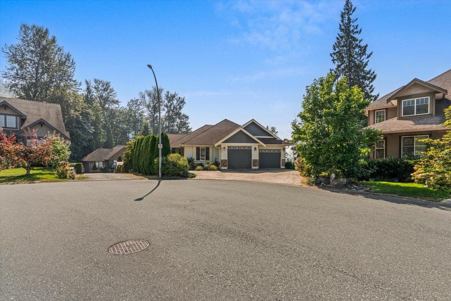 8497 Bradshaw Place, Chilliwack, V4Z 0A7 — photo 1