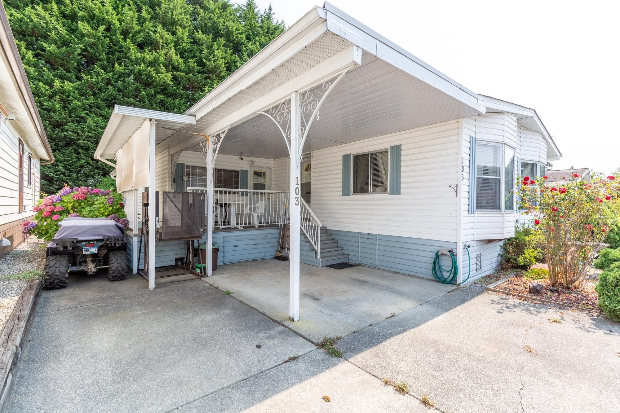 103 - 2062 King George Boulevard, Surrey, V4A 5A2 — photo 3