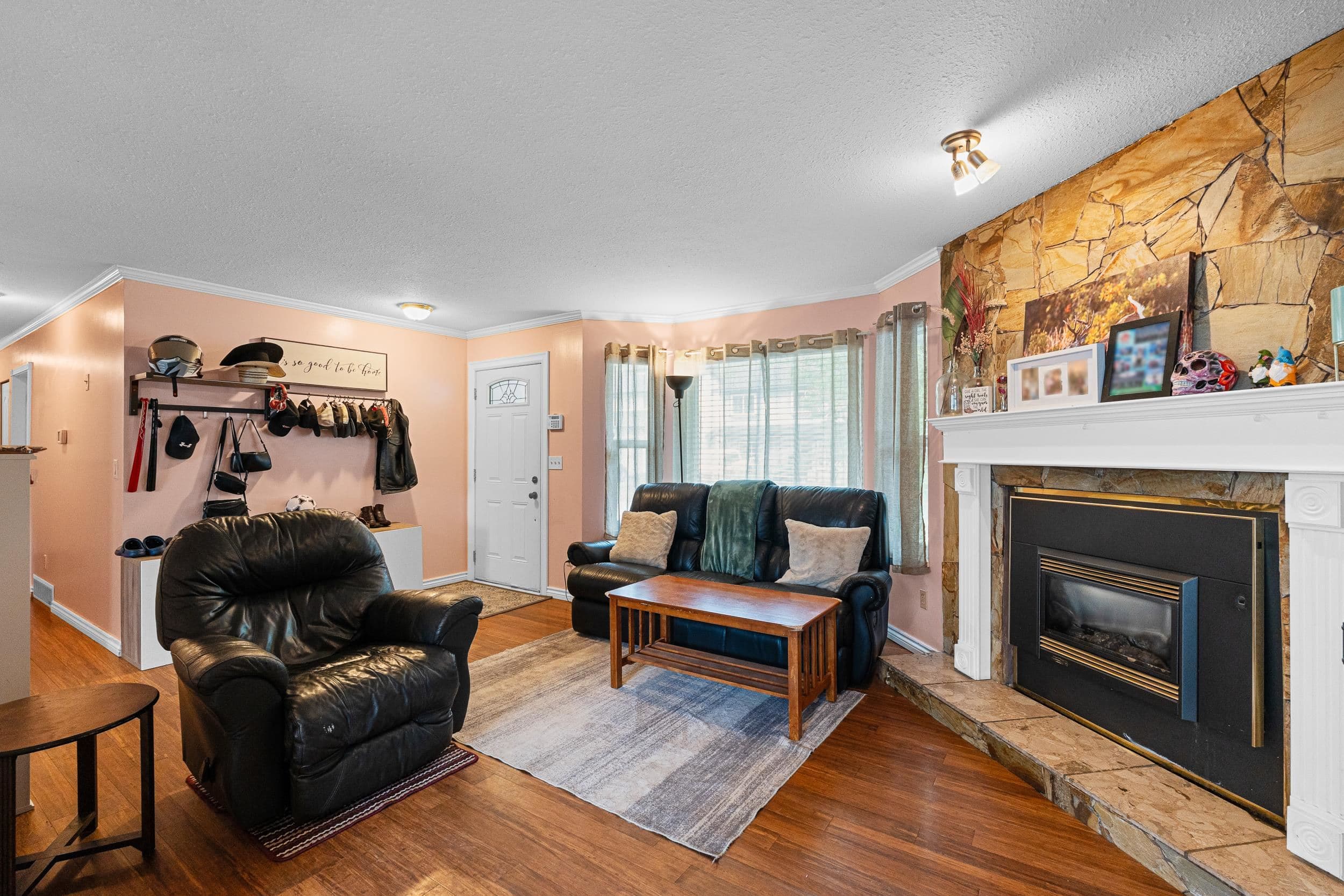 22760 Balabanian Circle, Maple Ridge, V2X 9C3 — photo 5