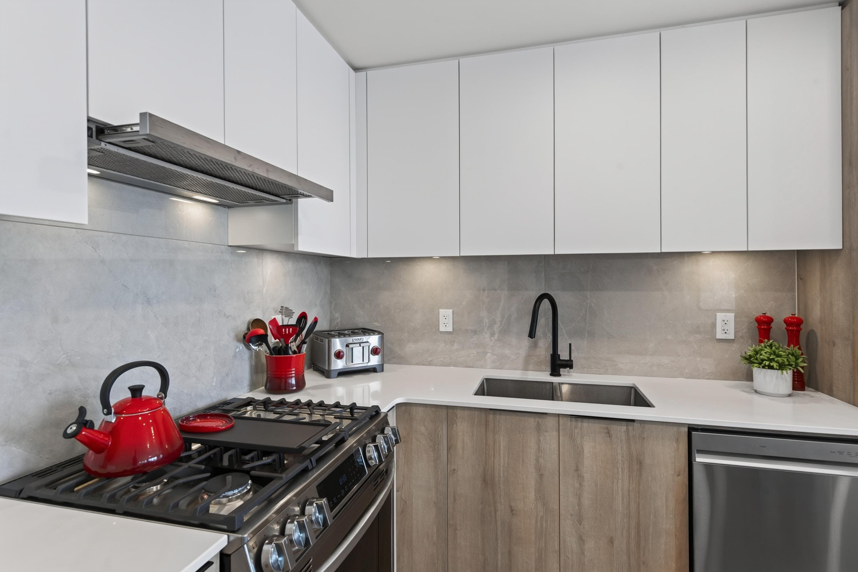 A521 - 7980 206a Street, Langley, V2Y 3Z8 — photo 5