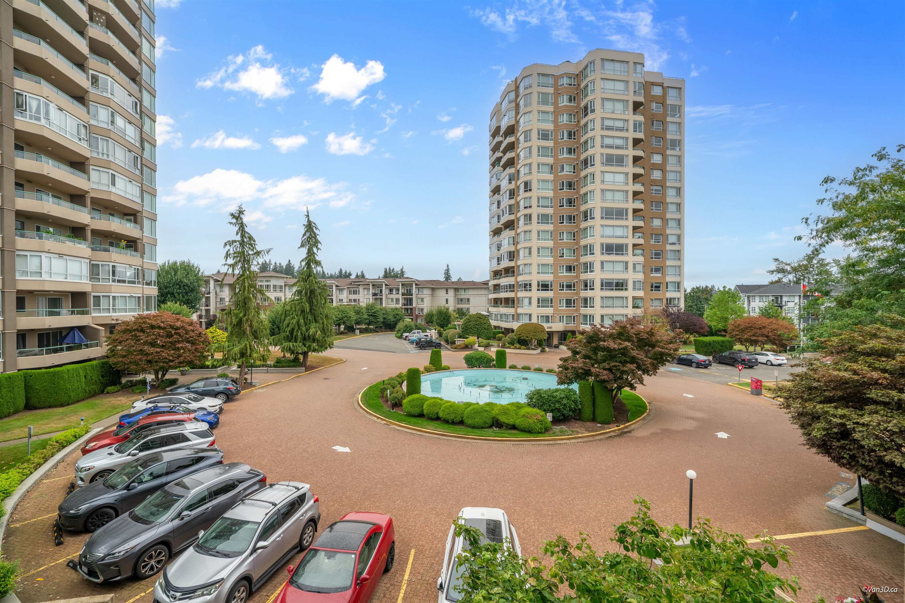302 - 3170 Gladwin Road, Abbotsford, V2T 5T1 — photo 1