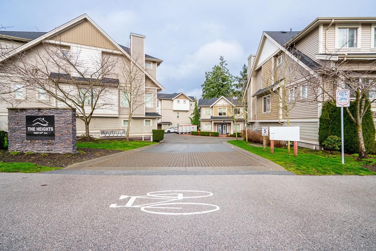 15 - 19097 64 Avenue, Surrey