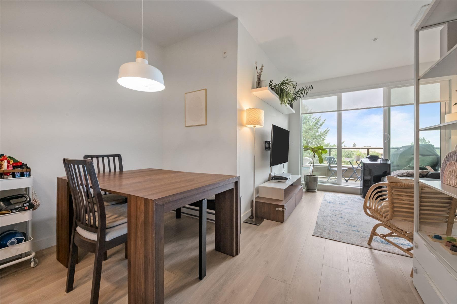 612 - 7588 16th Street, Burnaby, V3N 0H8 — photo 3