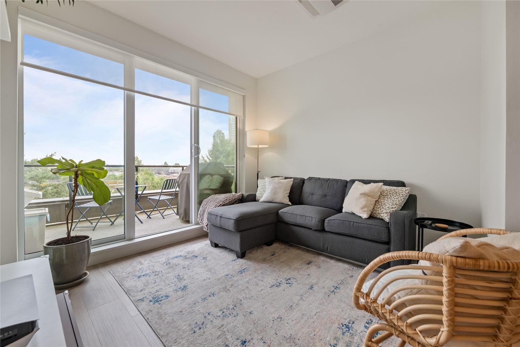 612 - 7588 16th Street, Burnaby, V3N 0H8 — photo 1