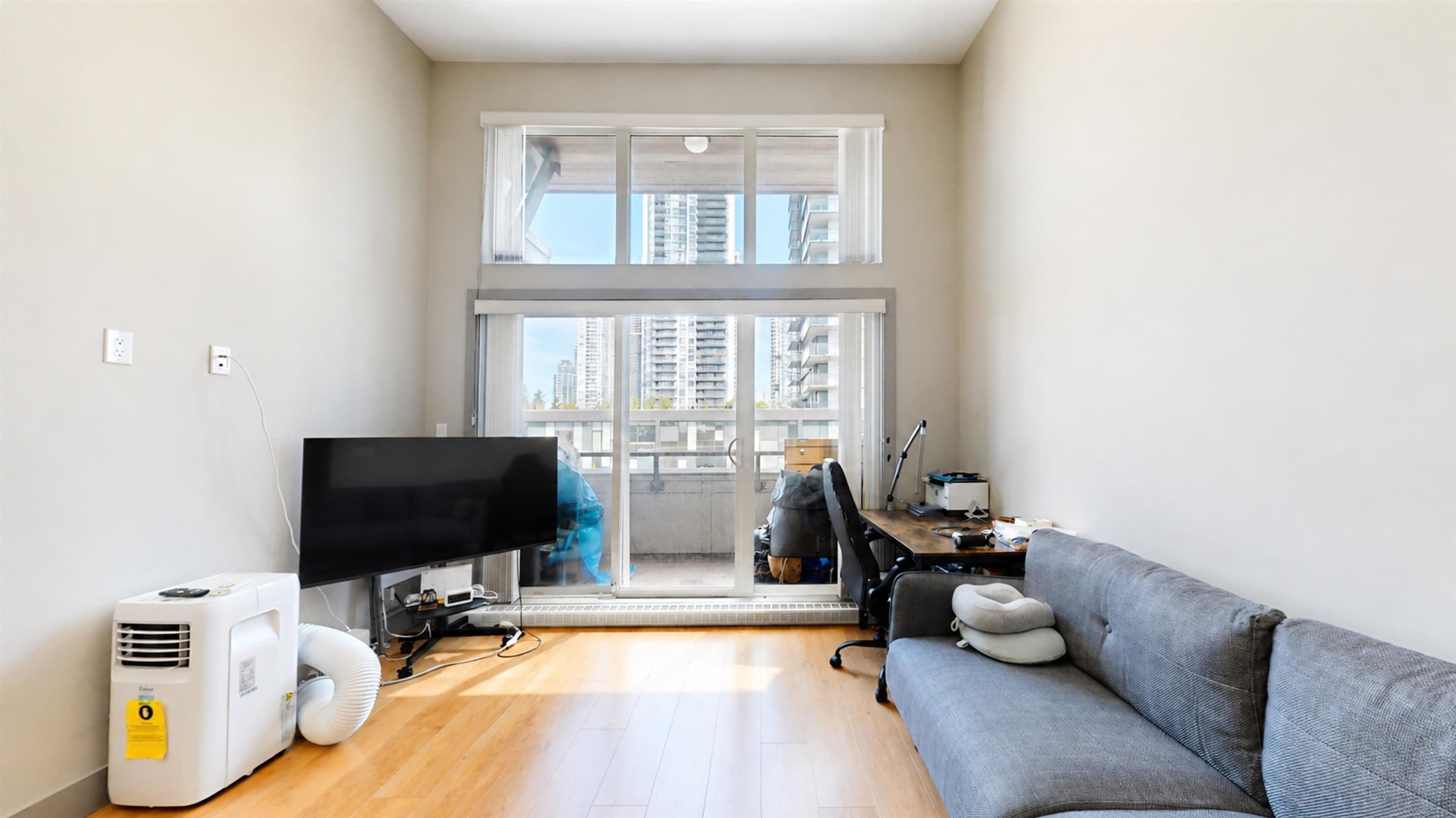 406 - 6875 Dunblane Avenue, Burnaby, V5J 0G6 — photo 3