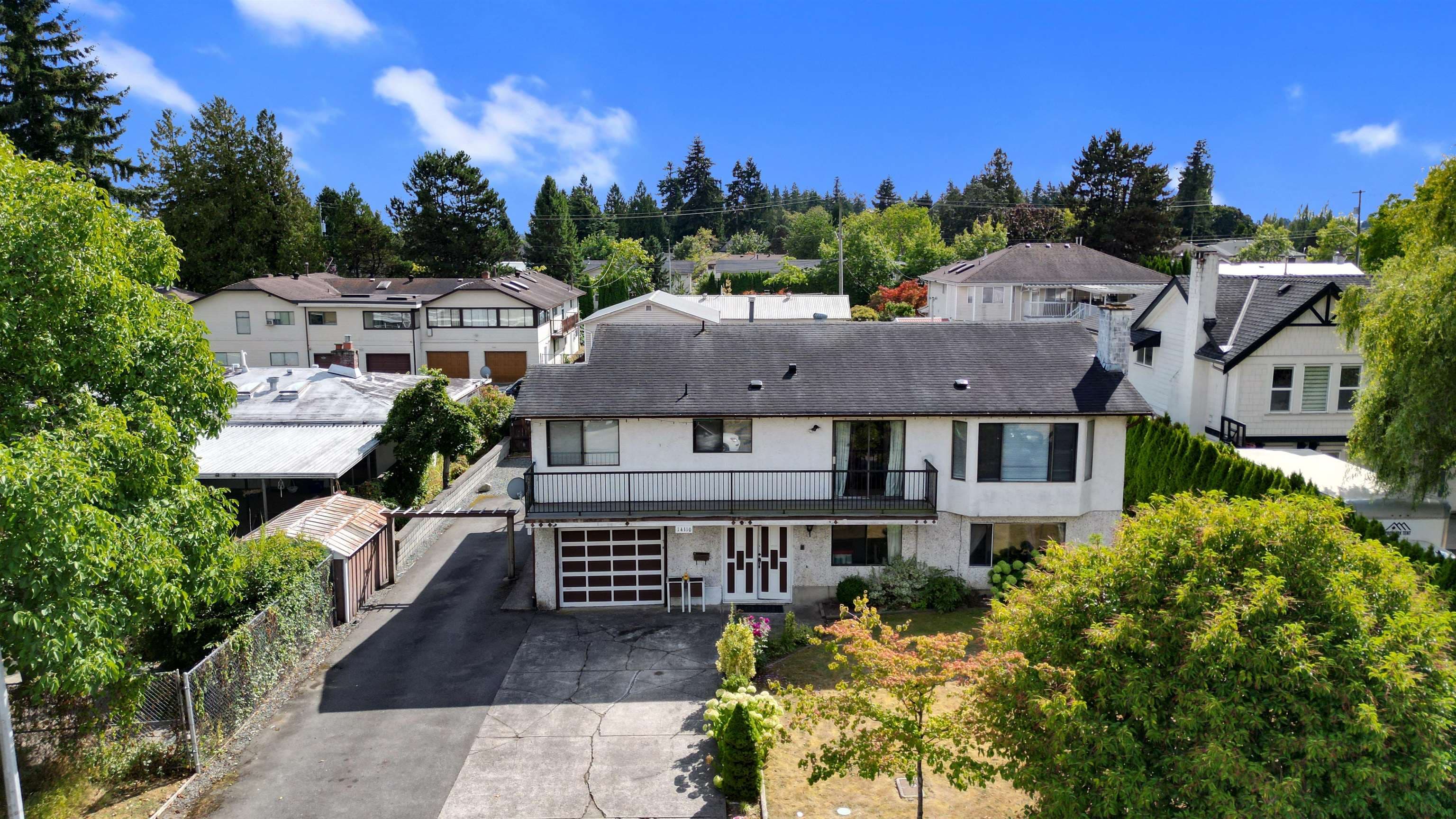 14110 72a Avenue, Surrey, V3W 7M7 — photo 1