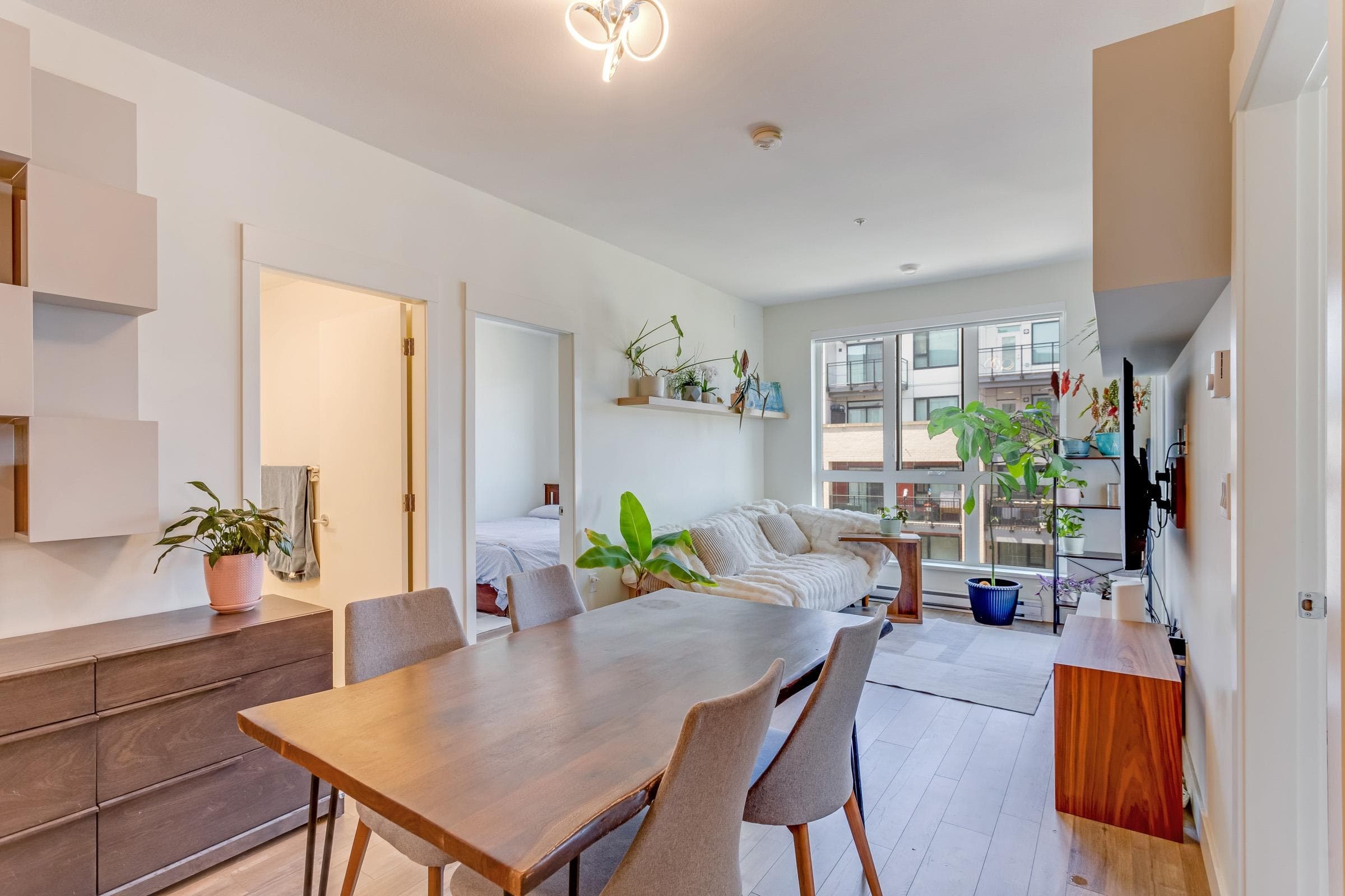 412 - 750 Dogwood Street, Coquitlam, V3J 4B7 — photo 1