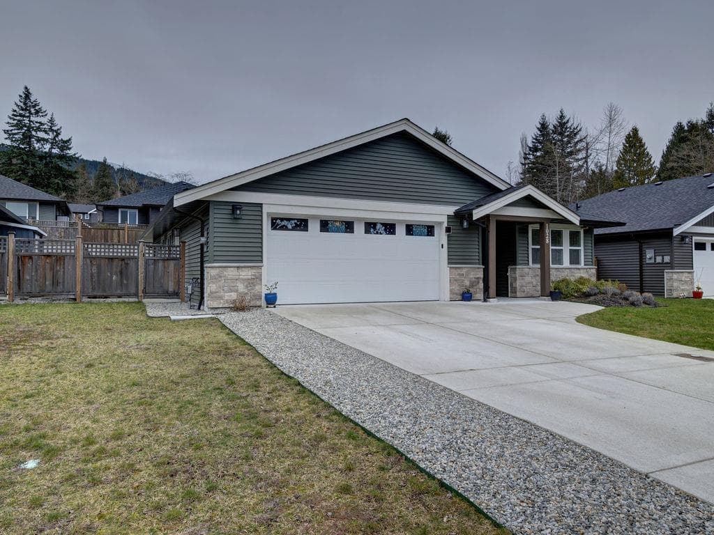 1028 Celia Crescent, Gibsons, V0N 1V7 — photo 2