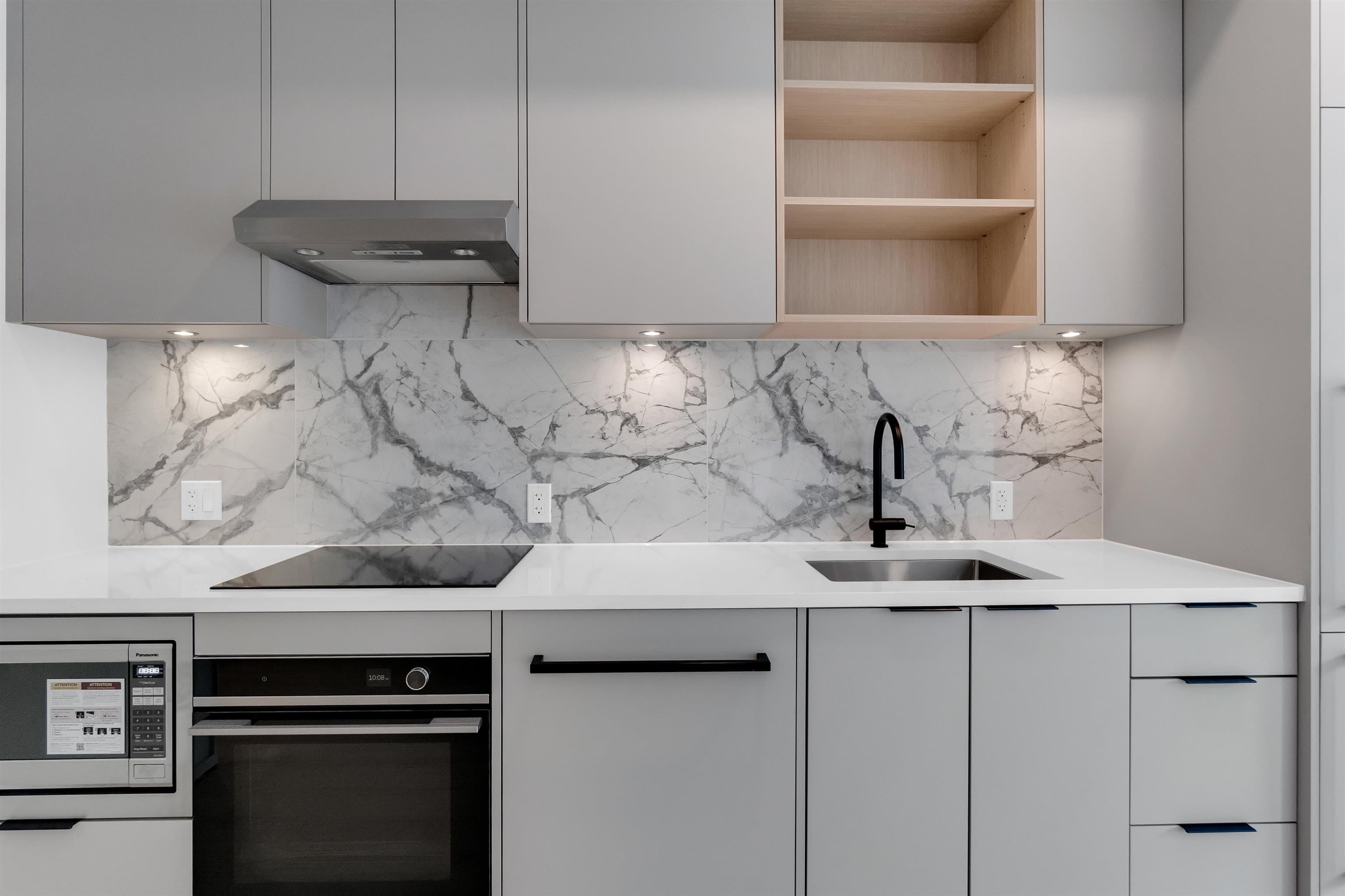 2XX - 422 E 3rd Street, North Vancouver, V7L 0K1 — photo 5