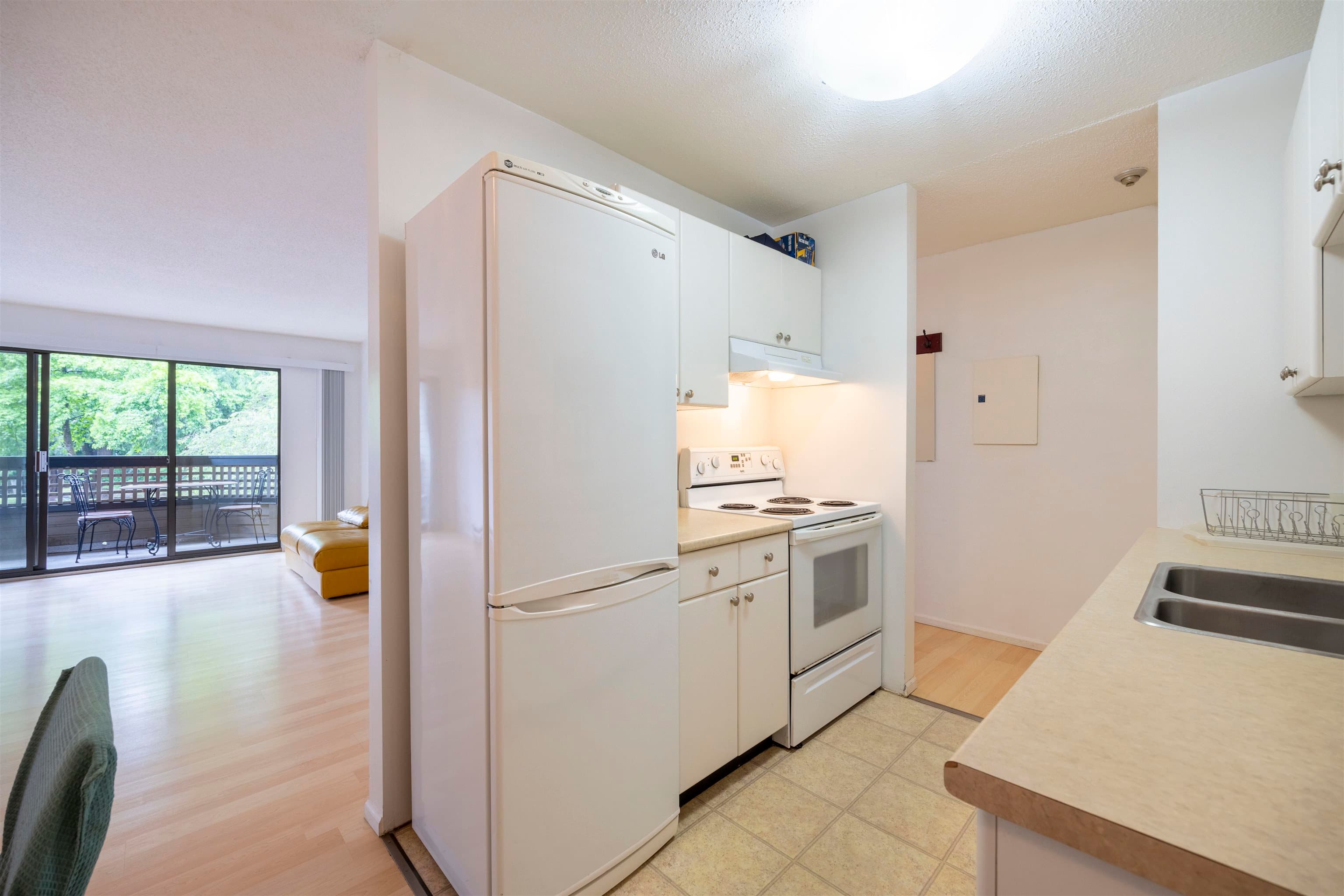 203 - 1195 Pipeline Road, Coquitlam, V3B 6J5 — photo 4