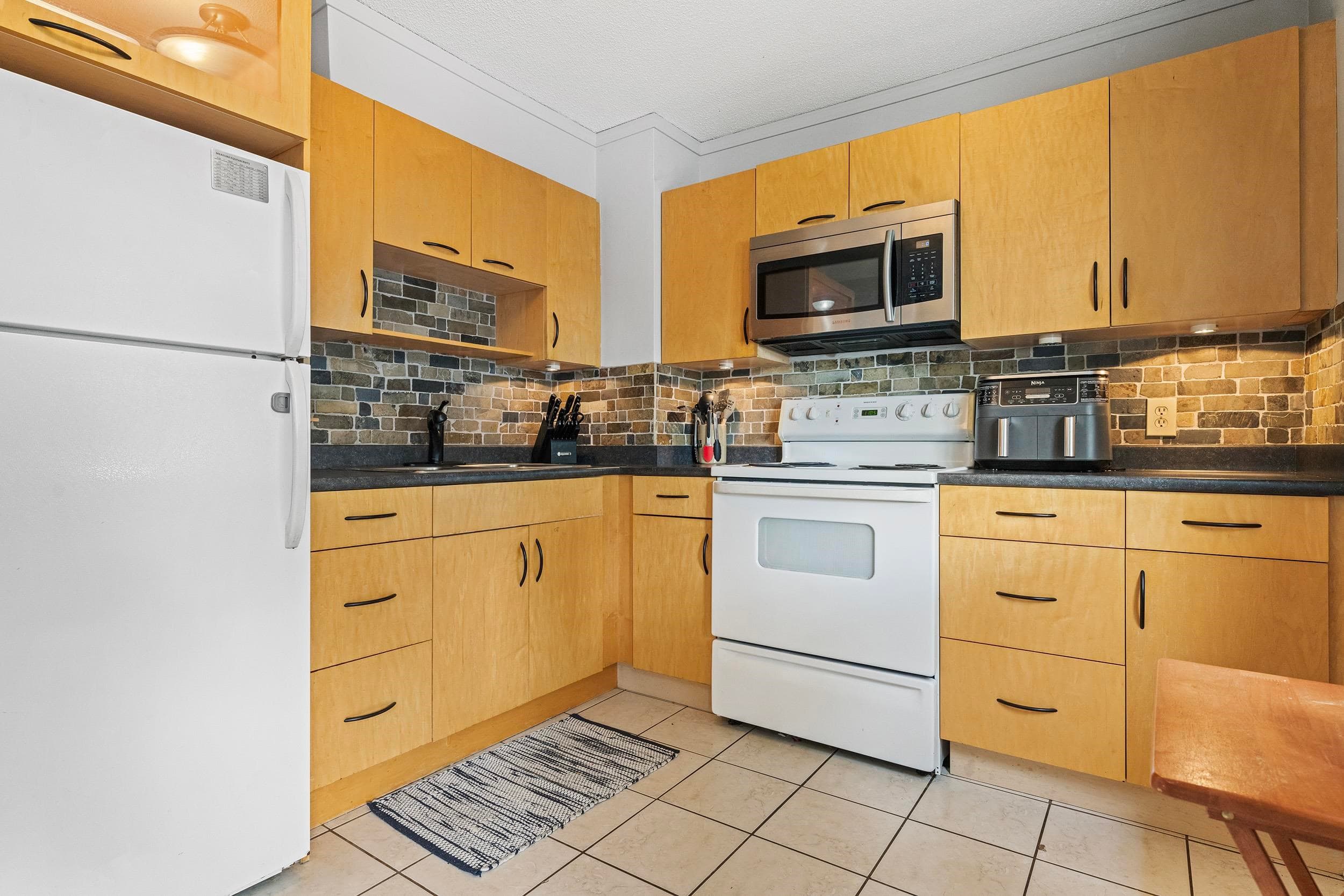 11 - 5351 200 Street, Langley, V3A 1M2 — photo 3