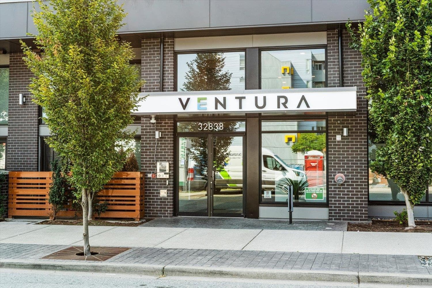 606 - 32838 Ventura Avenue, Abbotsford, V2S 0M5 — photo 2