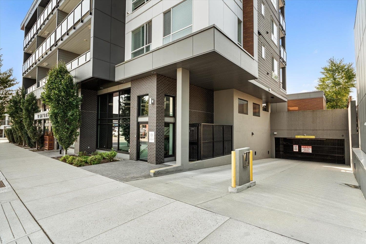 606 - 32838 Ventura Avenue, Abbotsford, V2S 0M5 — photo 3