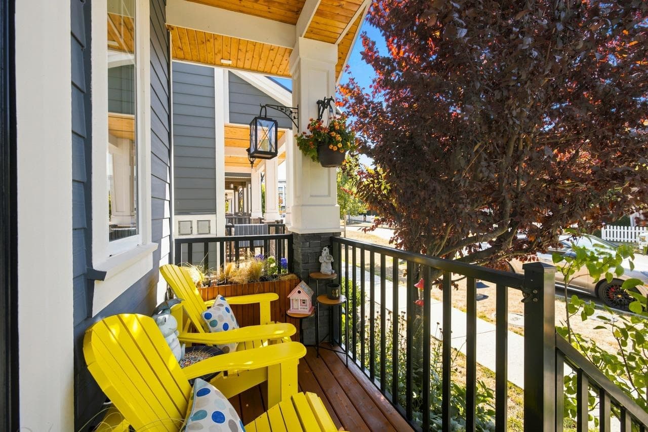 17411 2 Avenue, Surrey, V3Z 6R9 — photo 3