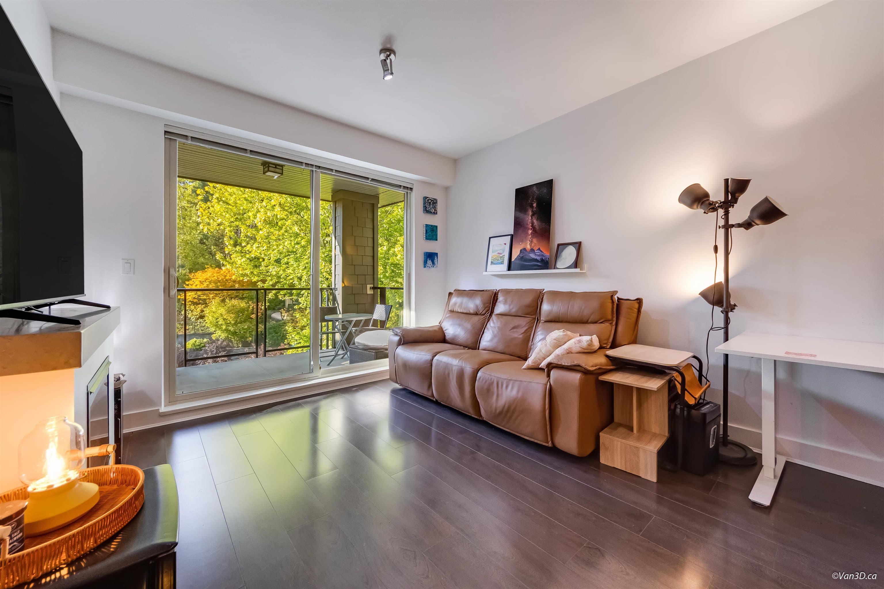 301 - 7418 Byrnepark Walk, Burnaby, V3N 0B3 — photo 3