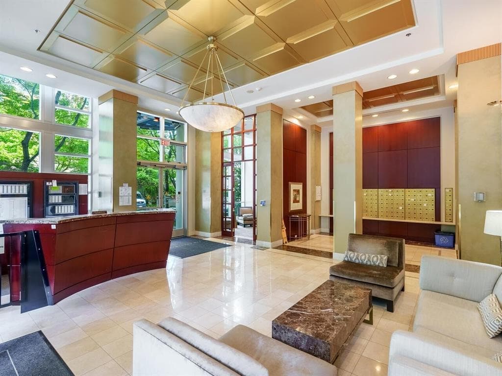 608 - 1228 Marinaside Crescent Street, Vancouver, V6Z 2W4 — photo 4