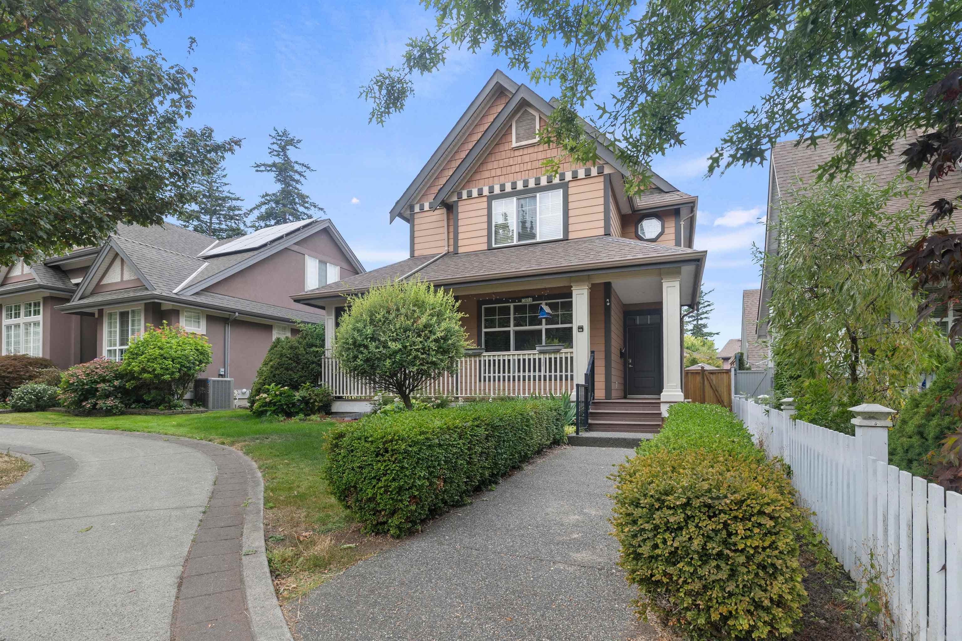 5853 Garrison Boulevard, Chilliwack, V2R 5X9 — photo 2