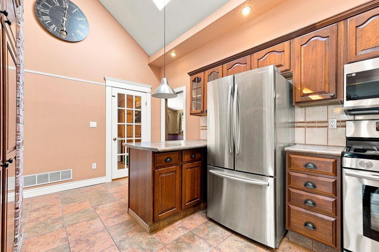 223 Manitoba Street, New Westminster, V3L 1J3 — photo 5