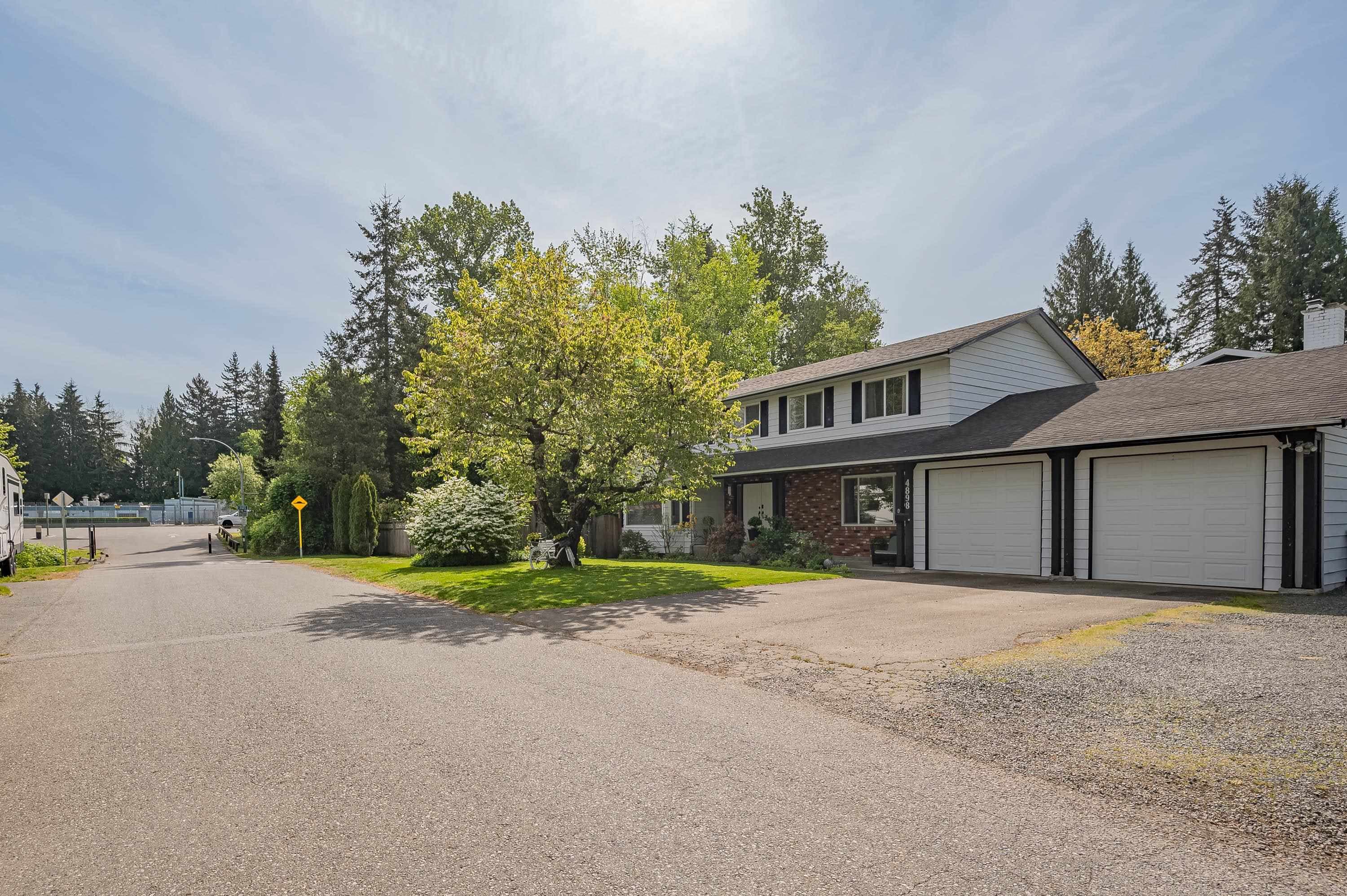 4898 205a Street, Langley, V3A 5R1 — photo 4