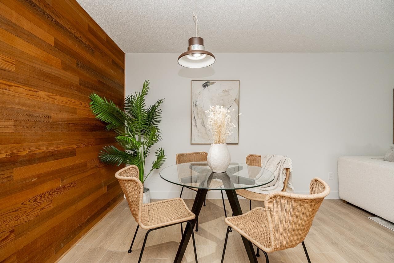 220 - 7055 Wilma Street, Burnaby, V5E 4B1 — photo 2
