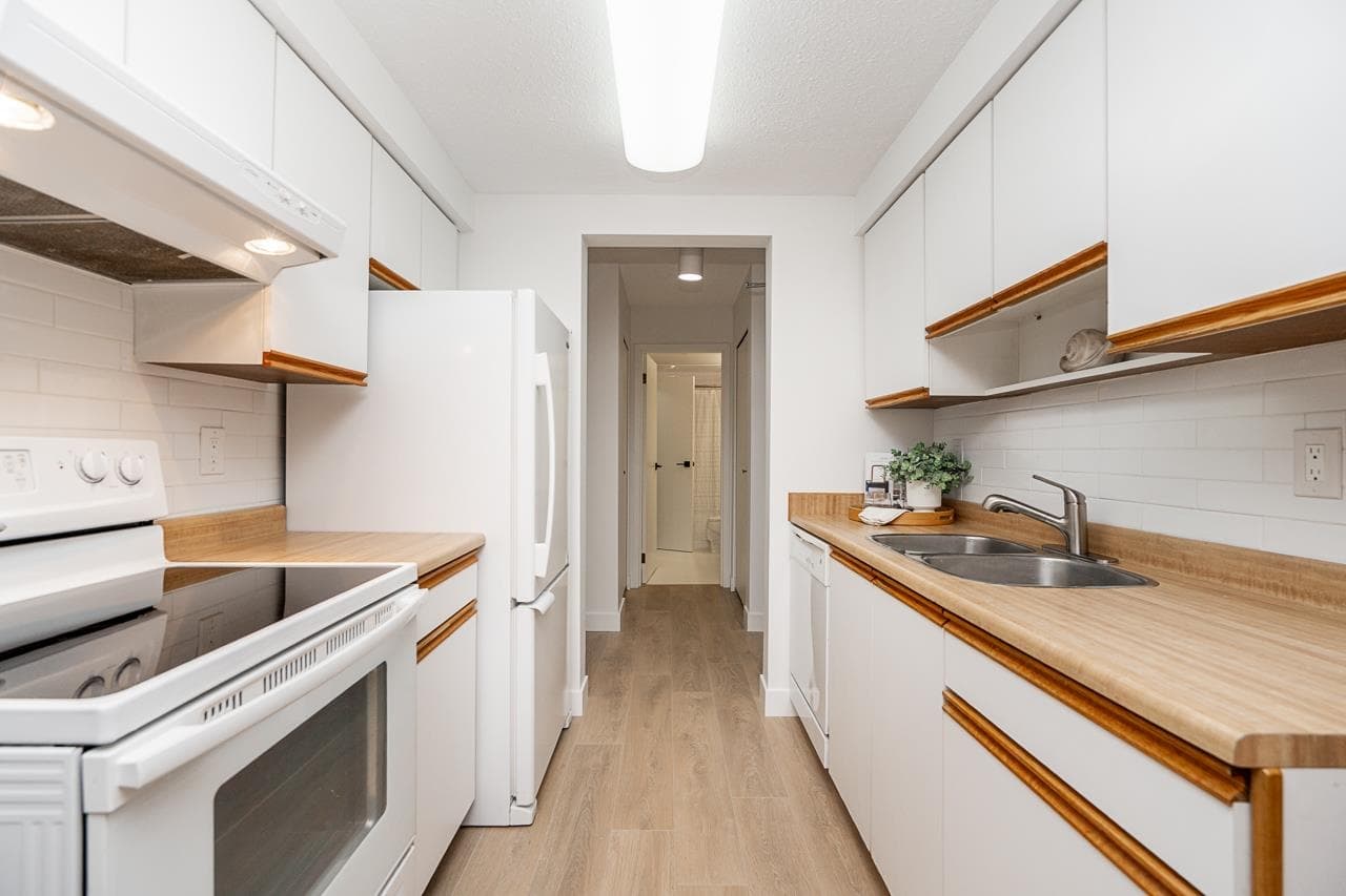 220 - 7055 Wilma Street, Burnaby, V5E 4B1 — photo 3