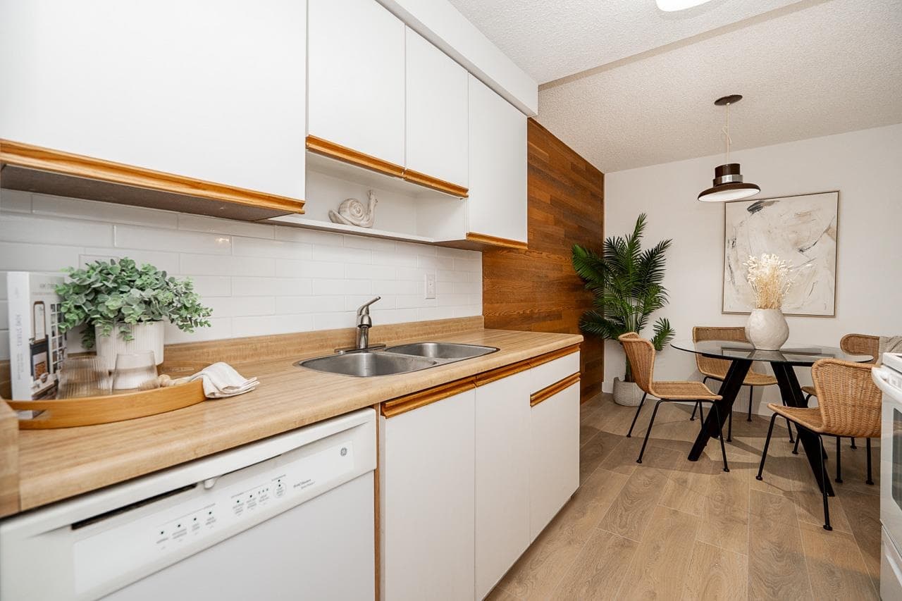 220 - 7055 Wilma Street, Burnaby, V5E 4B1 — photo 4