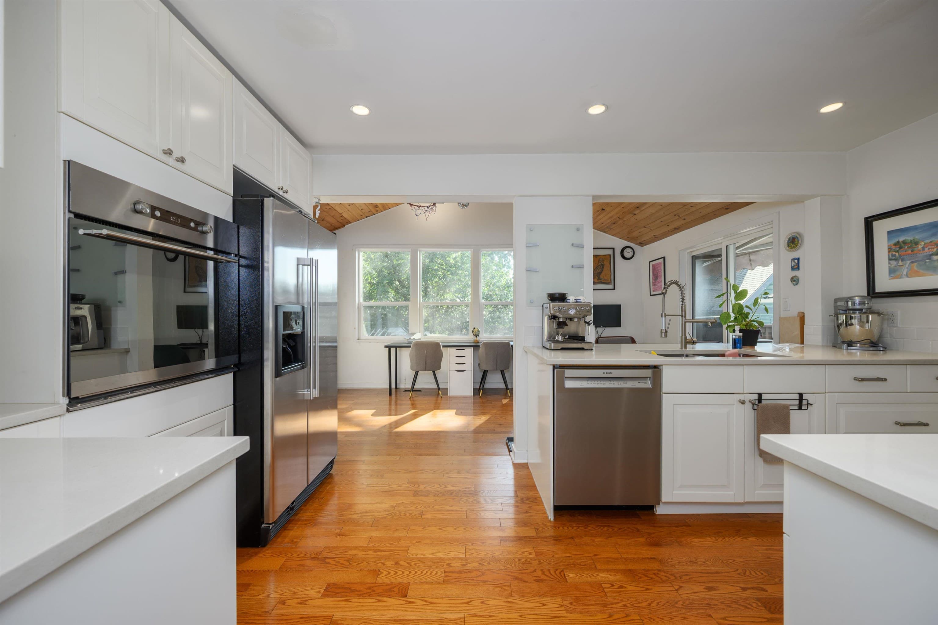 3342 Fromme Road, North Vancouver, V7K 2E3 — photo 3
