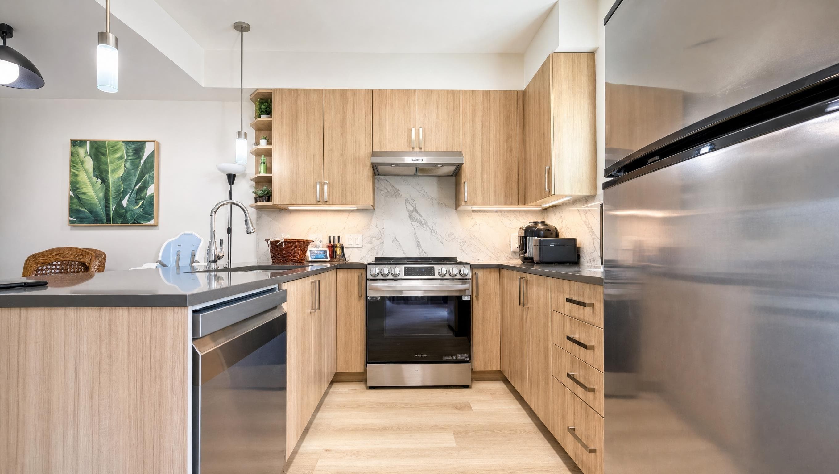 204 - 7168 Stride Avenue, Burnaby, V3N 1T7 — photo 2