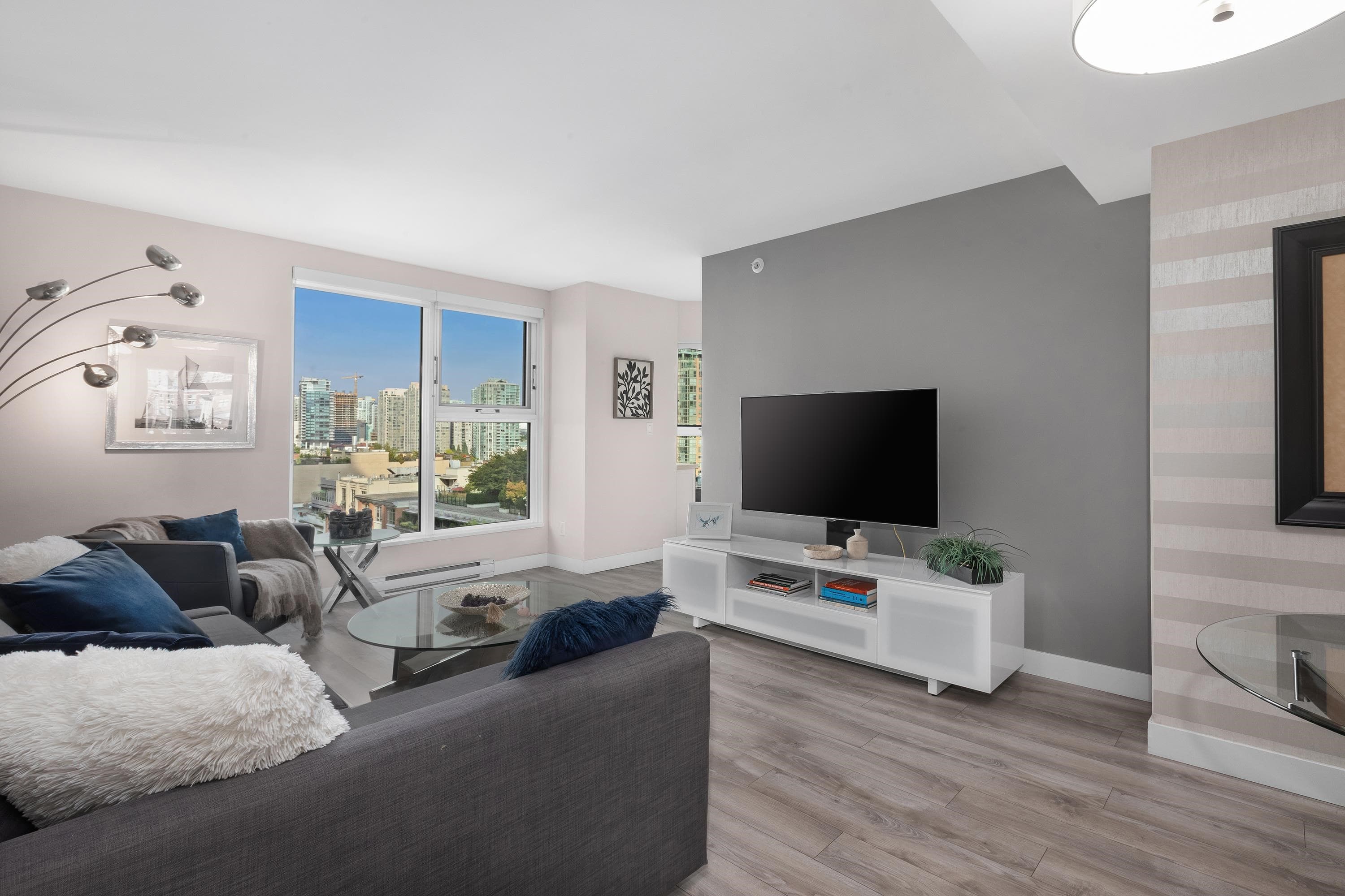 1102 - 1323 Homer Street, Vancouver