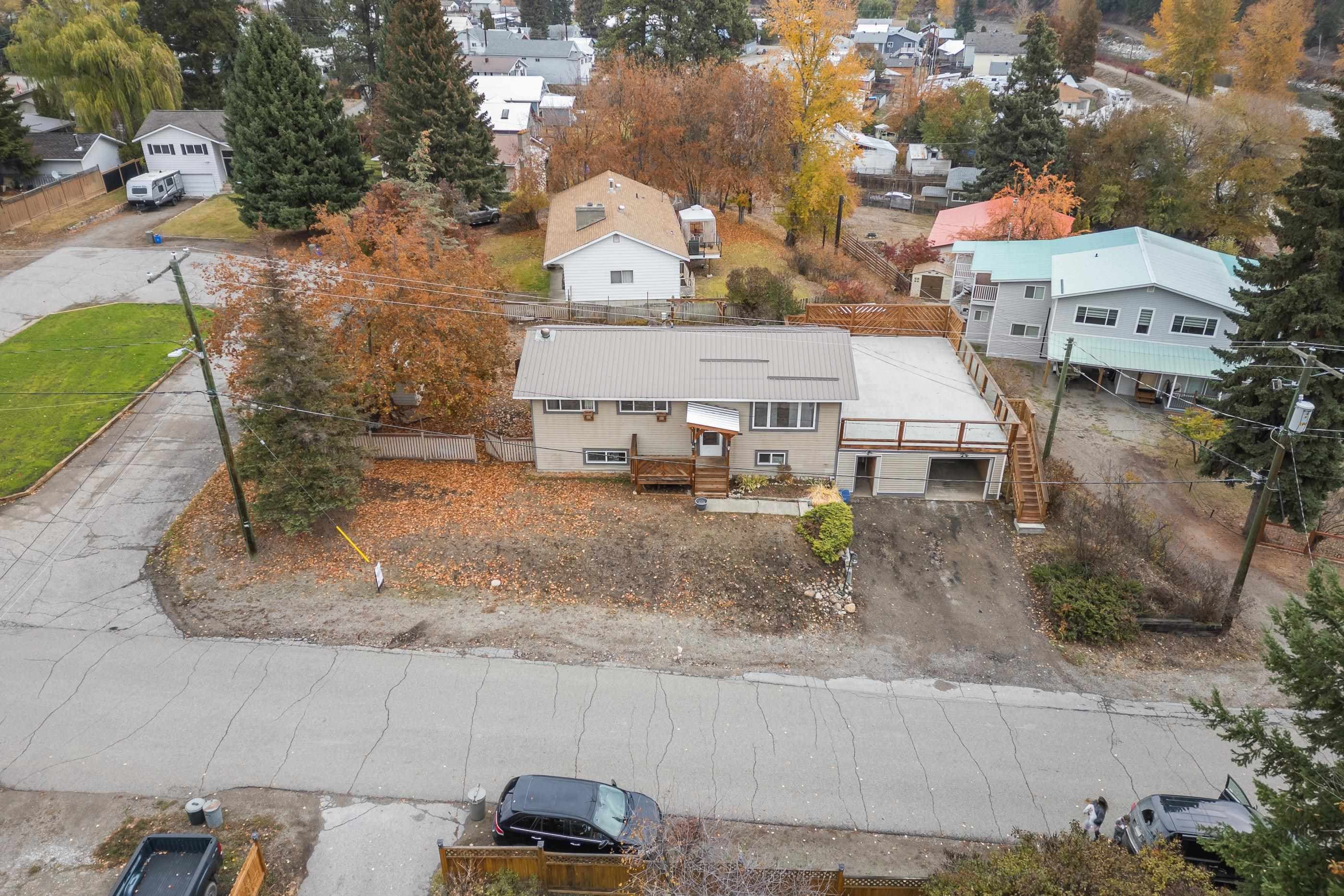 335 Nechiefman Street, No City Value, V0X 1W0 — photo 4
