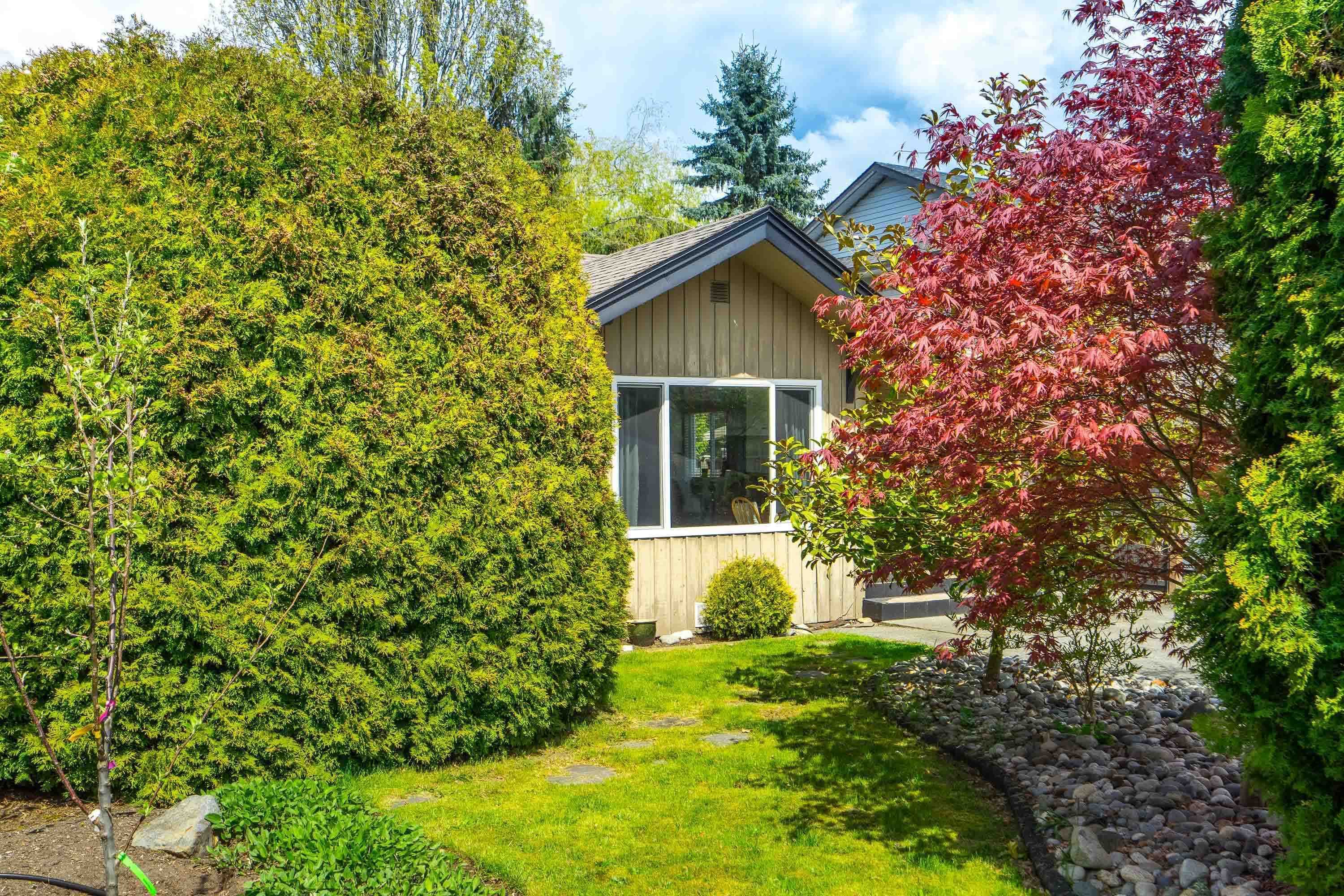15669 20 Avenue, Surrey, V4A 2A7 — photo 2