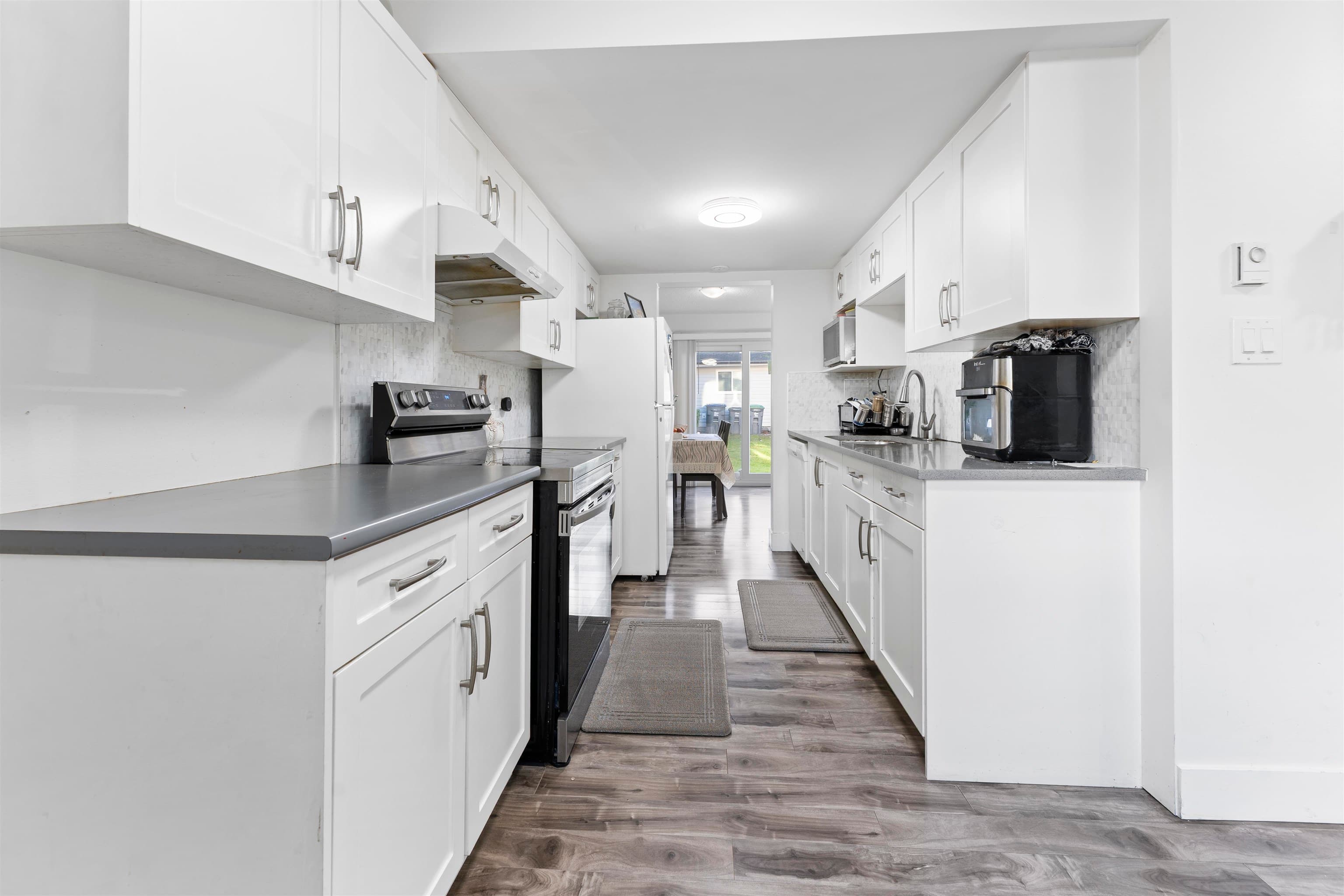164 - 7261 140 Street, Surrey, V3W 5J6 — photo 5