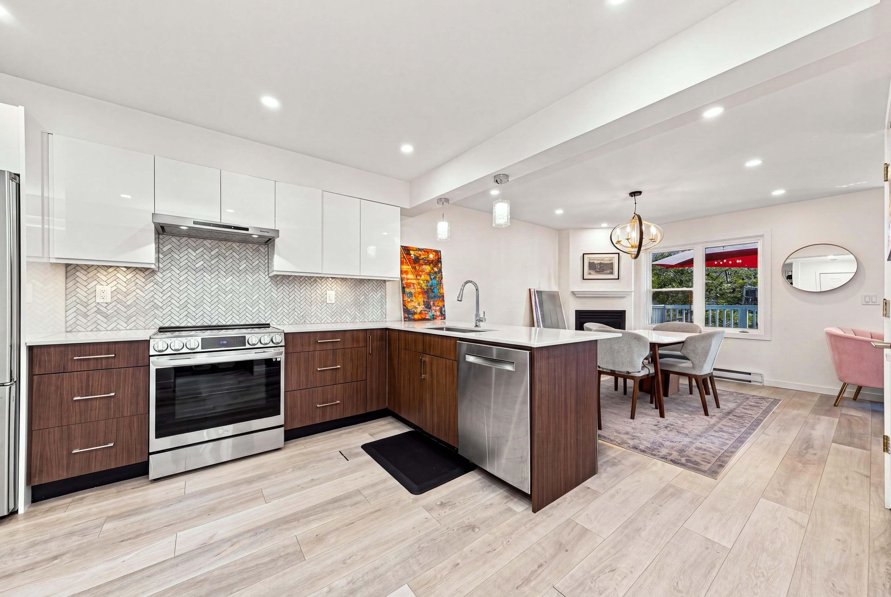 203 - 1513 Bowser Avenue, North Vancouver, V7P 2Y4 — photo 3