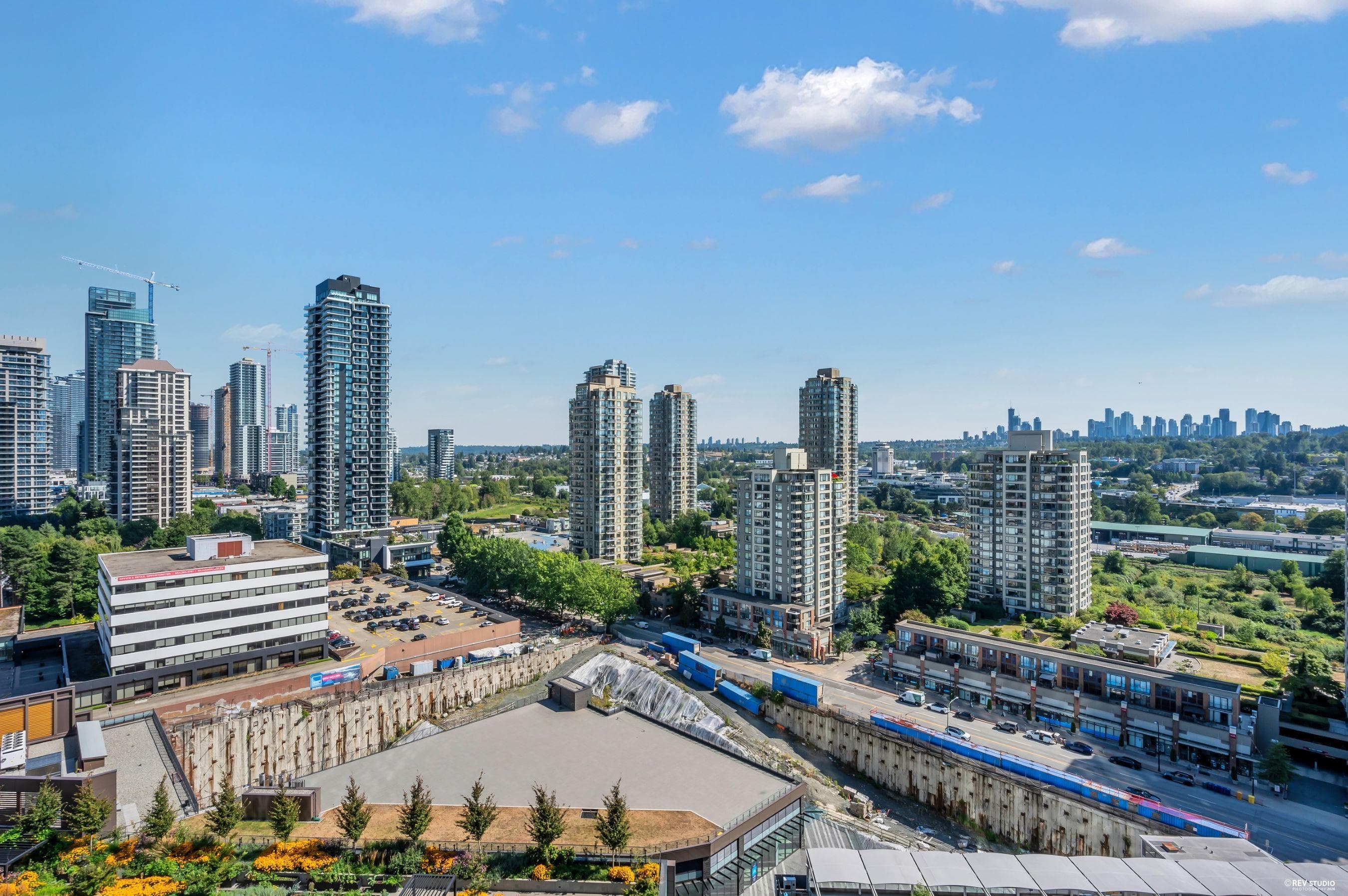 1611 - 2108 Gilmore Avenue, Burnaby, V5C 0N8 — photo 1
