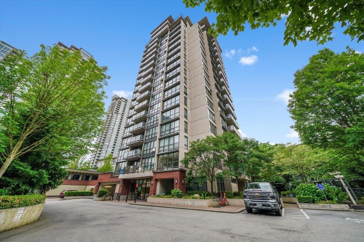 1804 - 2959 Glen Drive, Coquitlam