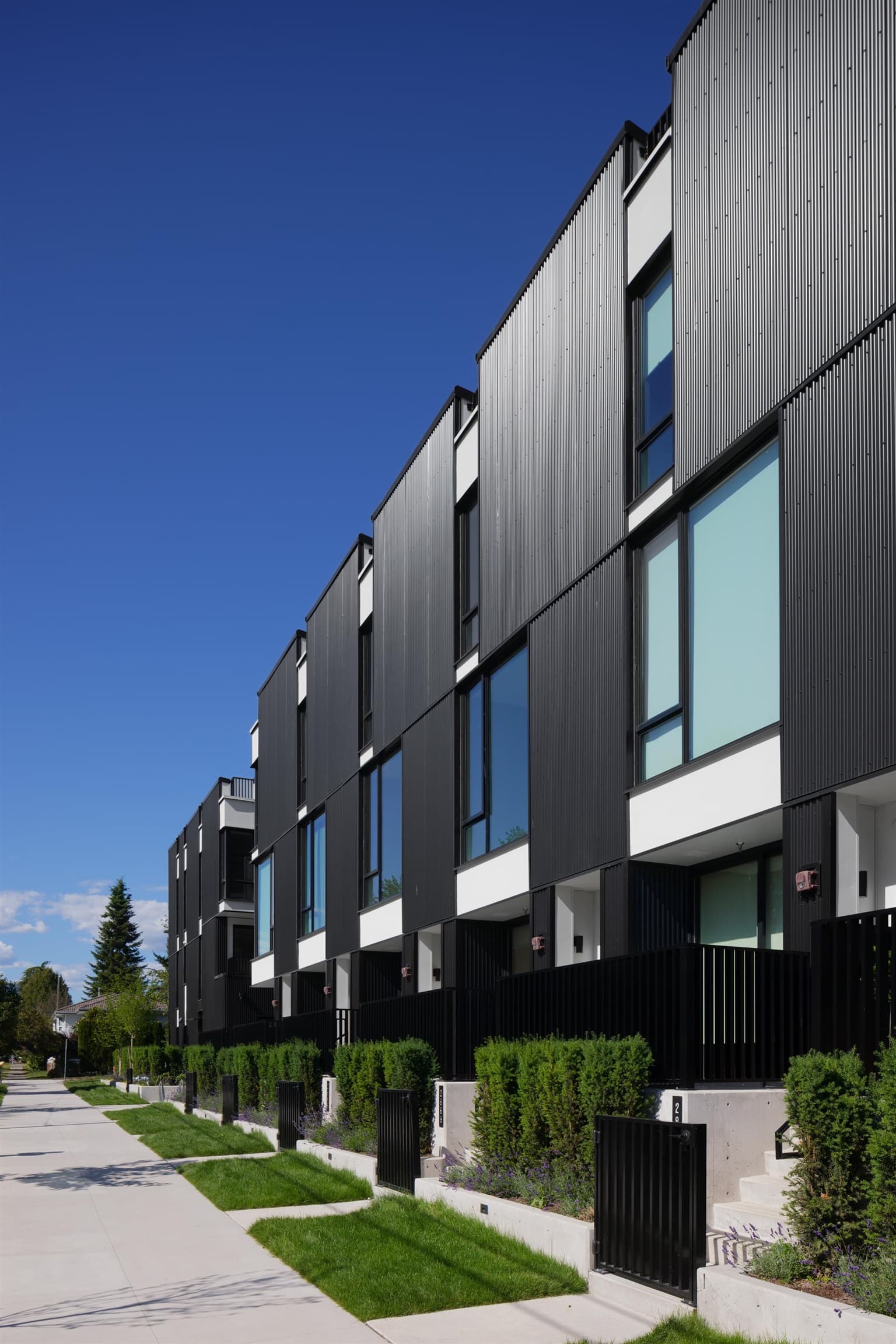 151 - 2451 N Grandview Highway, Vancouver, V5M 2E1 — photo 1