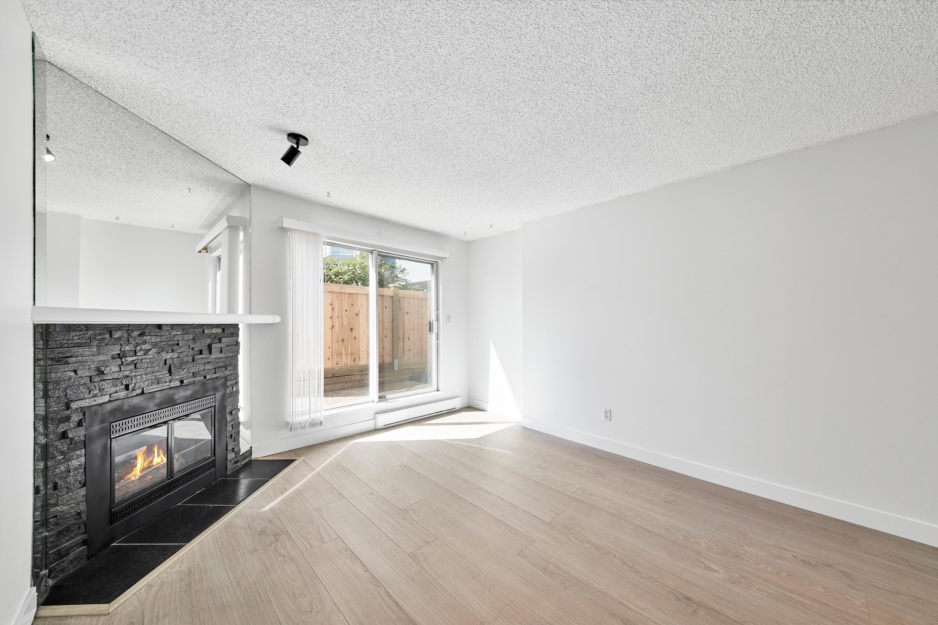 111 - 8700 Westminster Highway, Richmond, V6X 1A8 — photo 5