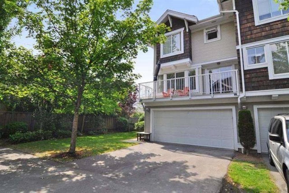 20760 Duncan Way, Langley, V3A 9J6 — photo 2