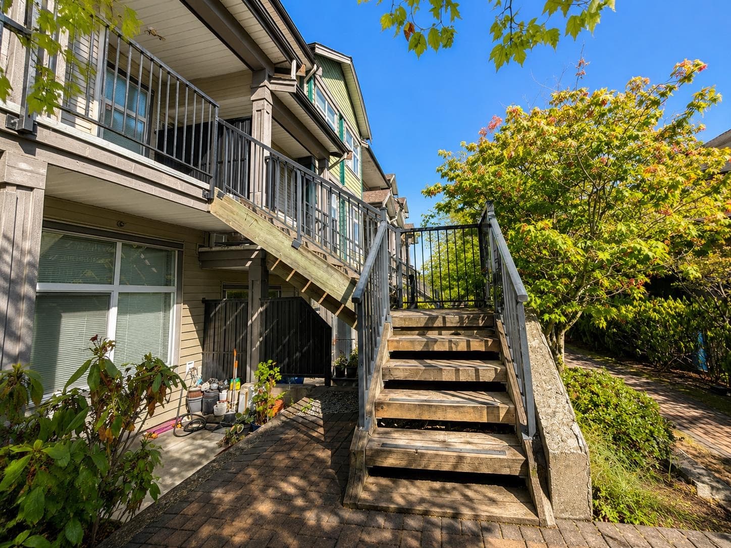228 - 7333 16th Avenue, Burnaby, V3N 0A8 — photo 4