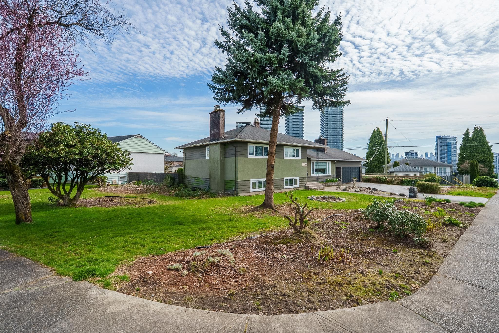 1740 Beta Avenue, Burnaby, V5C 5M7 — photo 5