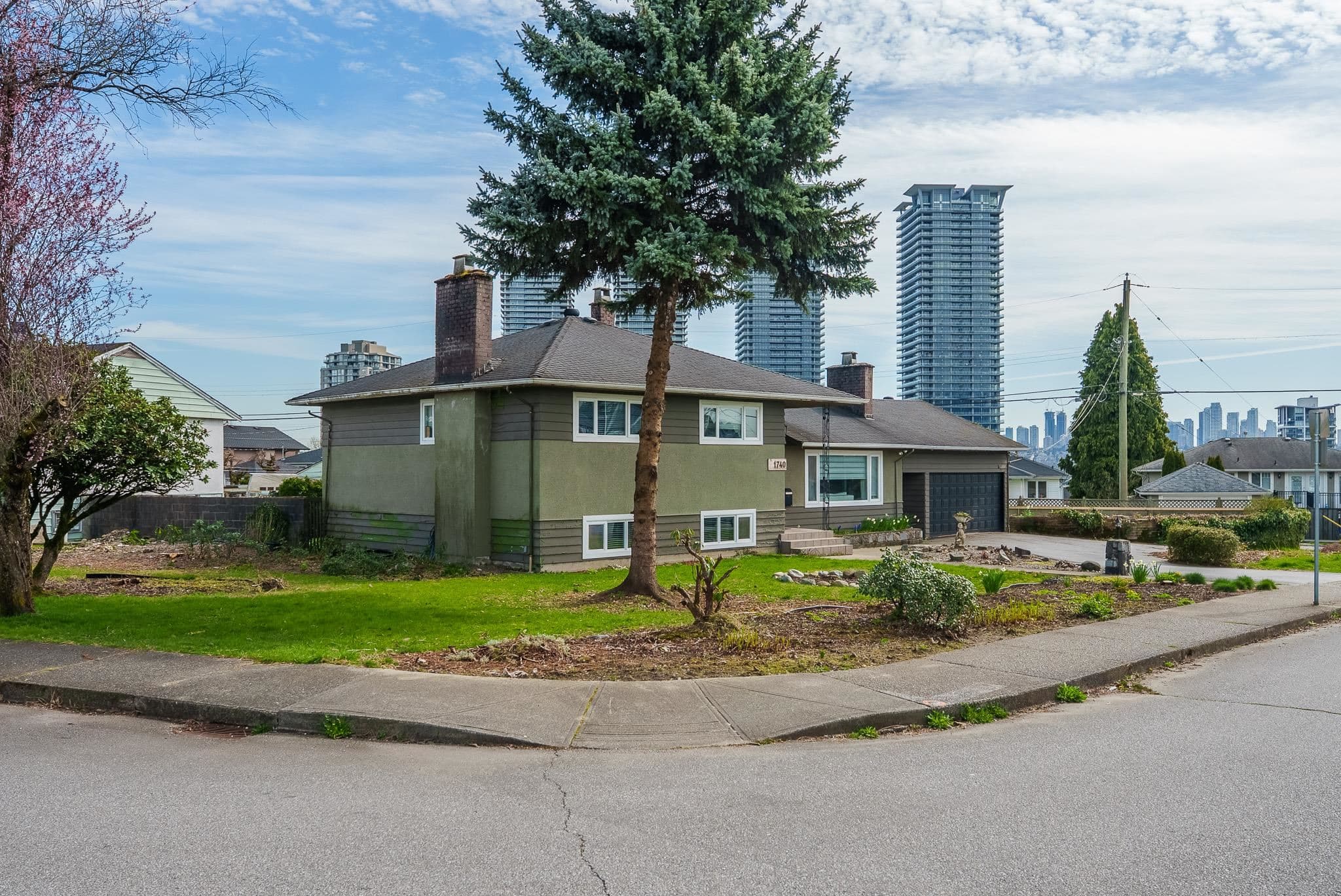 1740 Beta Avenue, Burnaby, V5C 5M7 — photo 4