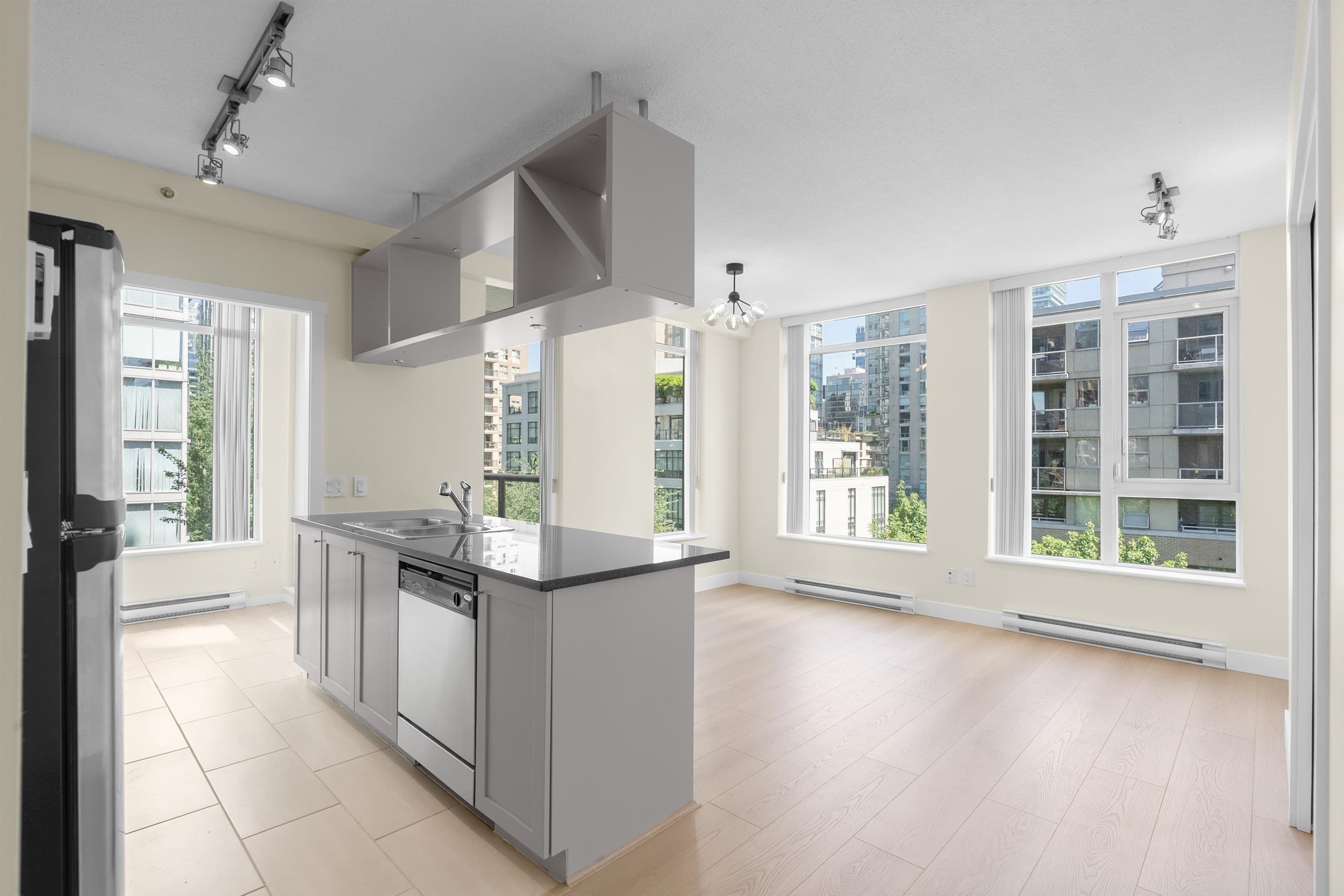 1001 Homer Street, Vancouver, V6B 1M9 — photo 3