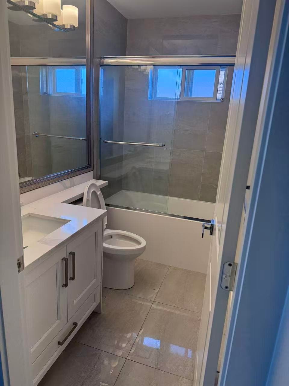 upper floor - 8208 Ash Street, Richmond, V6Y 2S3 — photo 2