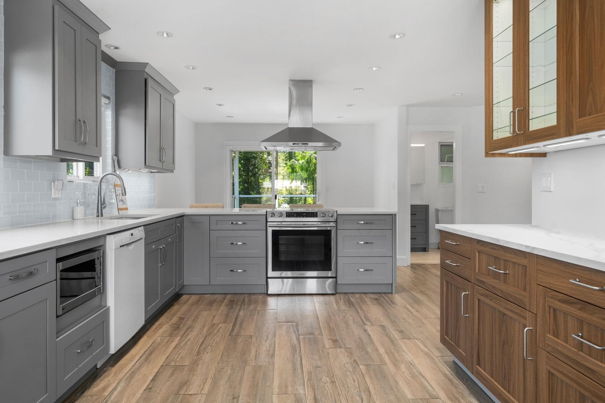 1231 River Drive, Coquitlam, V3E 1N7 — photo 5