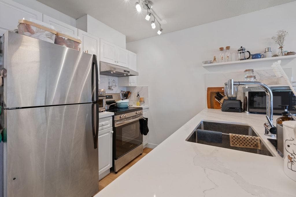 211 - 3628 Rae Avenue, Vancouver, V5R 2P5 — photo 3