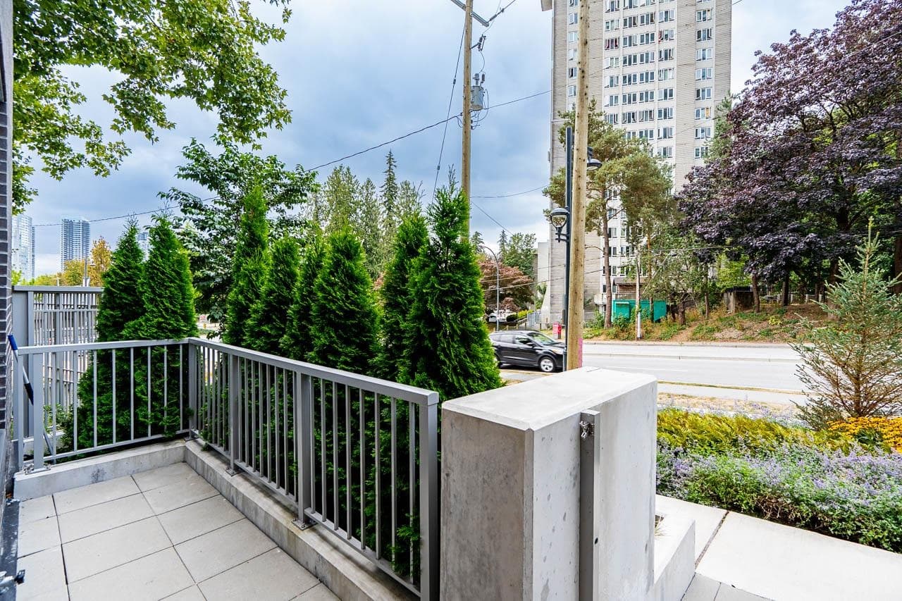 TH1 - 13387 Old Yale Rd Road, Surrey, V3T 0V6 — photo 3