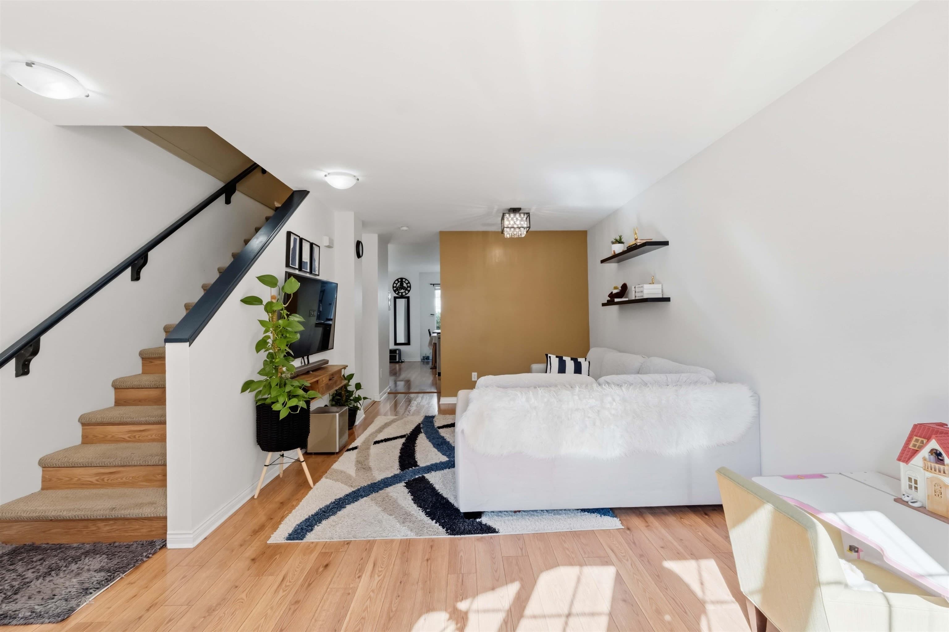 16 - 6533 121 Street, Surrey, V3W 1M5 — photo 5